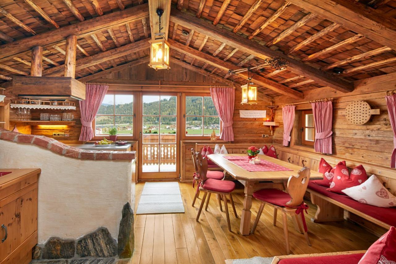 Almdorf Flachau - Luxus Hüttenurlaub Exterior foto